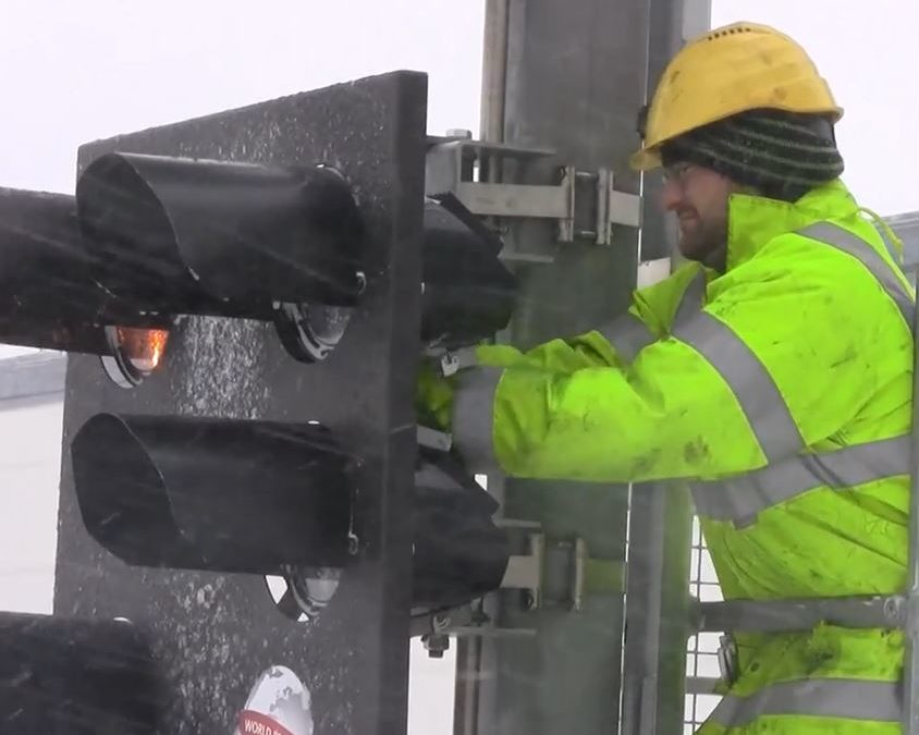 Exchanging a signal in snow storm conditions